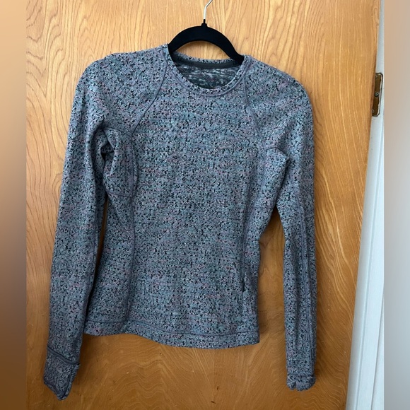 LULULEMON Runderful Long Sleeve 4 - Picture 2 of 13